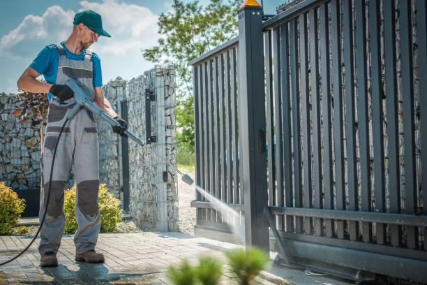 Best Pool Deck Cleaning  in Mechanicville, NY